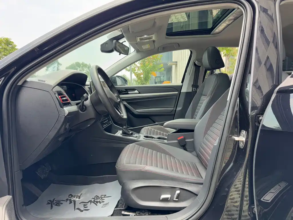 Lavida 280 TSI DSG Starry Sky Forever