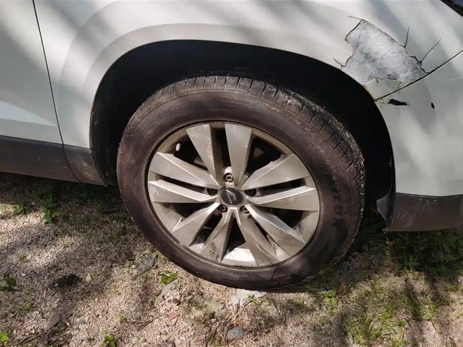 Jetta VS5 280 TSI Auto Progressive