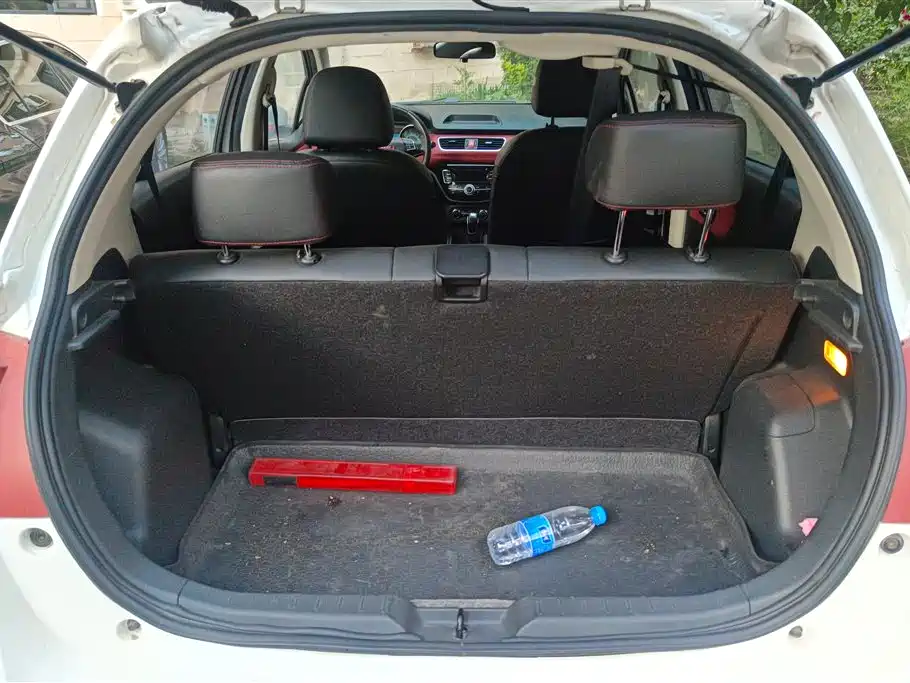 Haval H1 哈弗H1 2015款 1.5 L AMT都市型