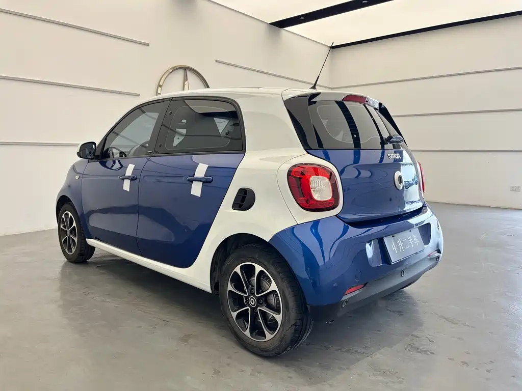 smart forfour 1.0 L 52 kW Passion