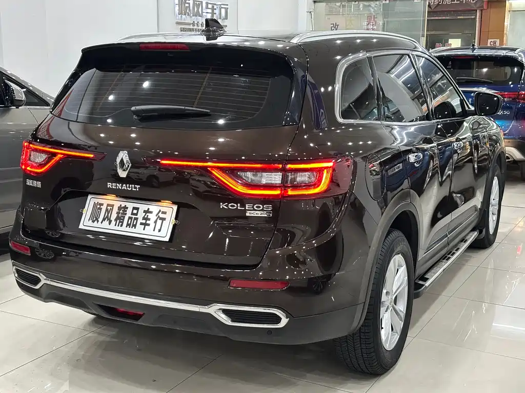 Koleos 2.0 L 2 WD Luxury