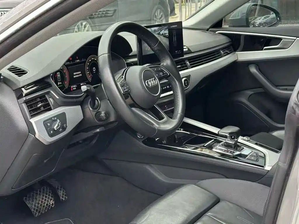 Audi A5 (Import) Sportback 40 TFSI Fashion Elegant