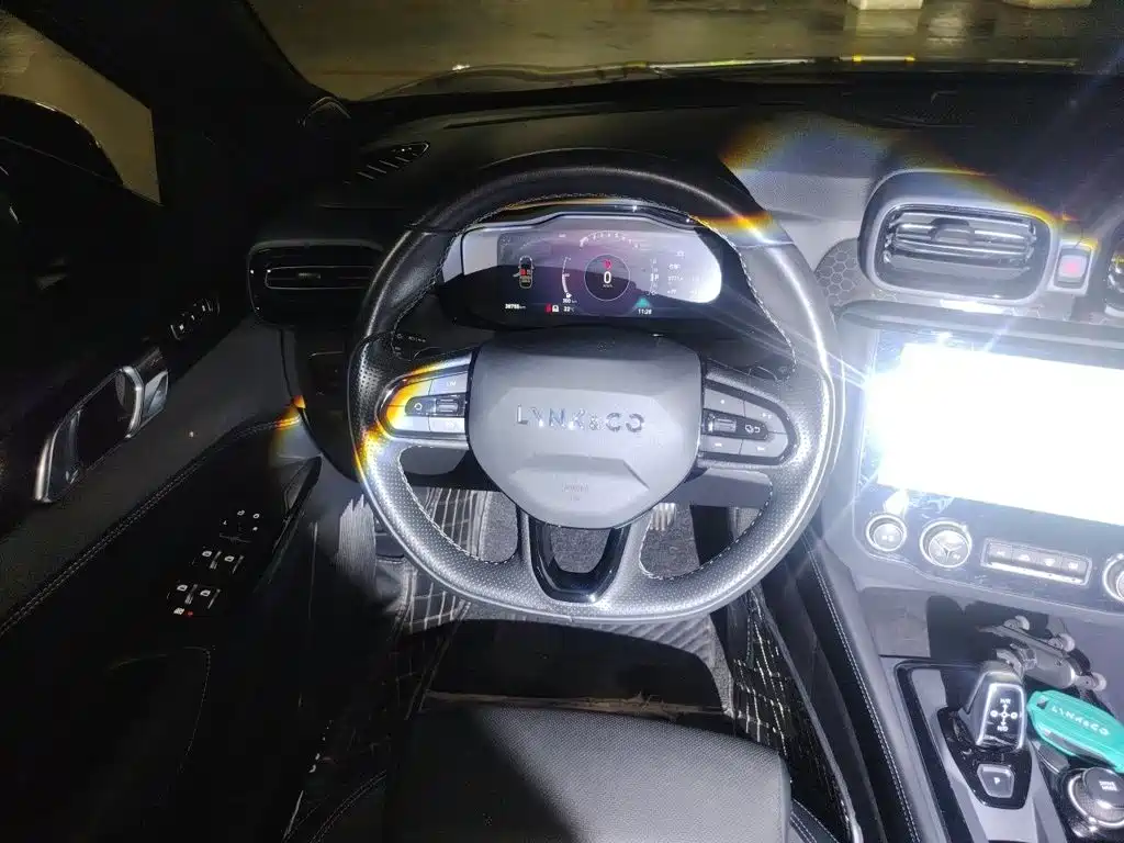 Lynk & Co 03 1.5 TD DCT Power Pro