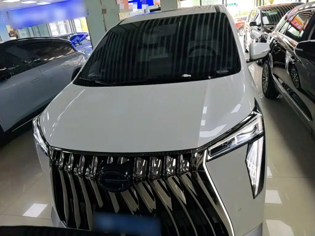 GAC Trumpchi M8 Grandmaster Series Dual Engine Flagship