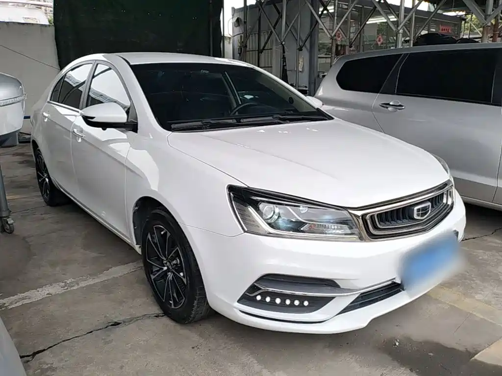 Emgrand 1.5 L CVT Luxury