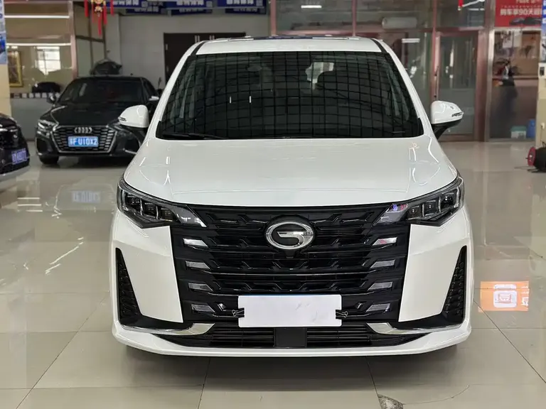 GAC Trumpchi M6 270 T DCT Luxury (7-seat)