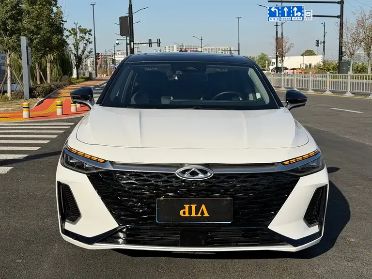 Chery Arrizo 8 1.6 T DCT Elegant