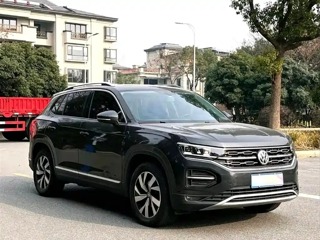 Tayron 280 TSI 2 WD Luxury Connected