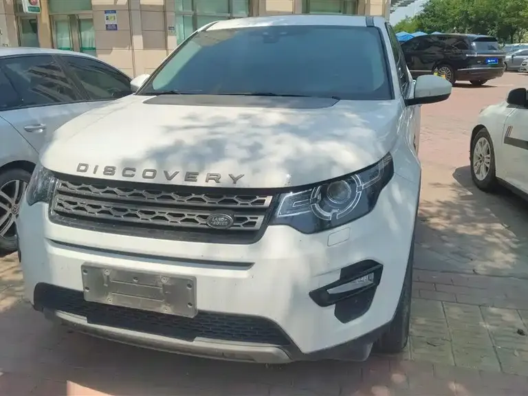 Land Rover Discovery Sport 2.0 T SE