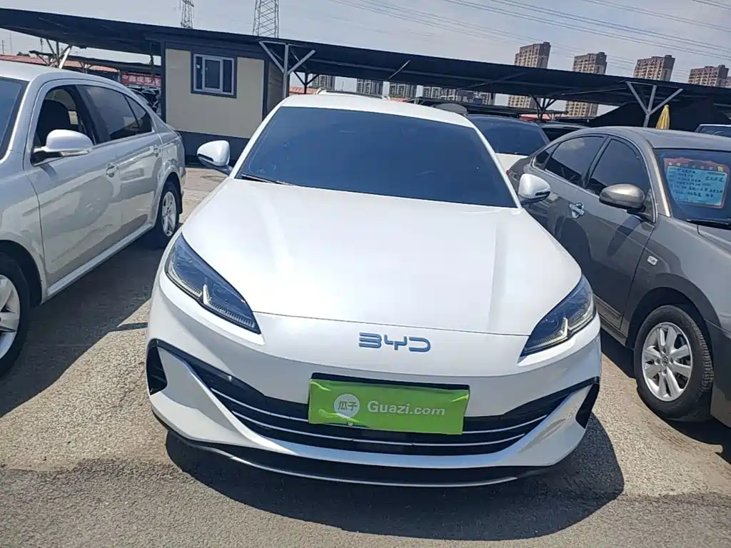 Seal 06 DM-i 80 KM Luxury