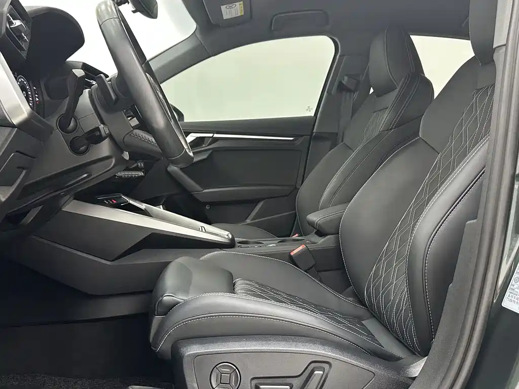 Audi A3 A3 L Limousine 35 TFSI Progressive Sport