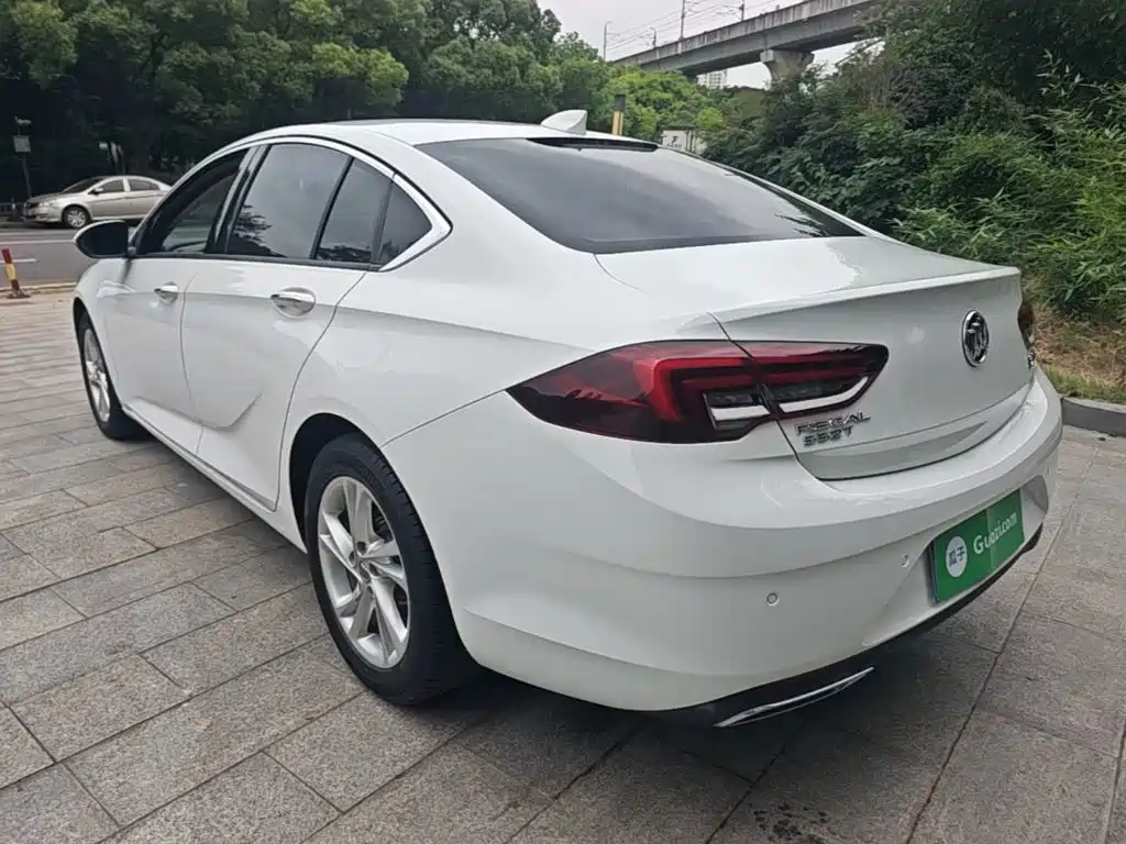 Regal 552 T Elite
