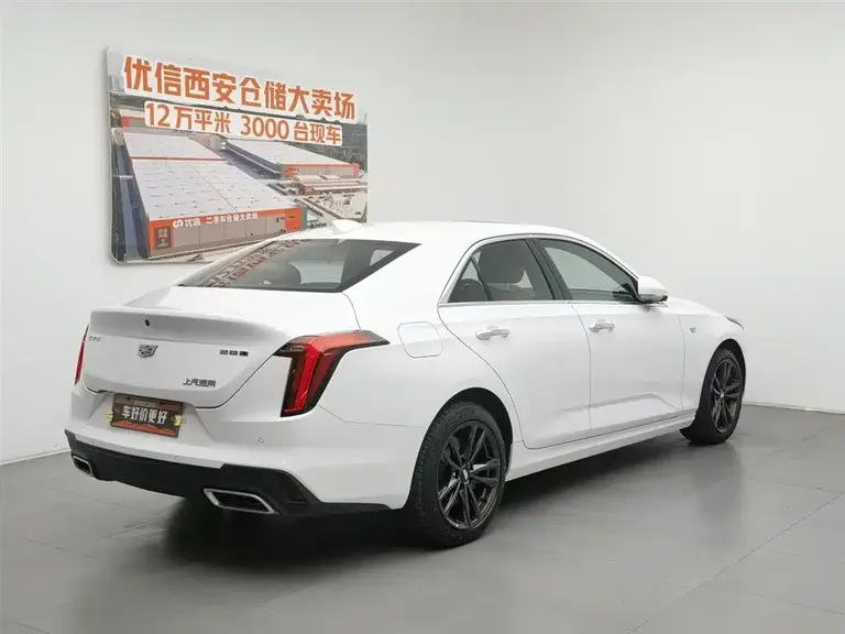Cadillac CT4 28 T Luxury