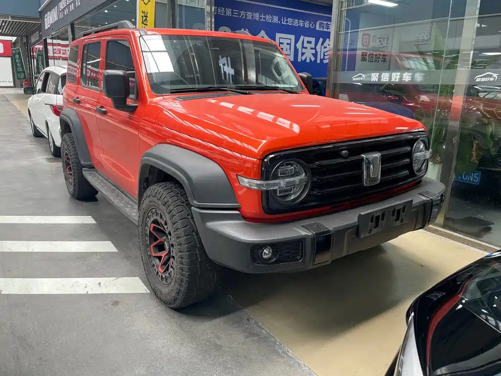Tank 300 City 2.0 T Very