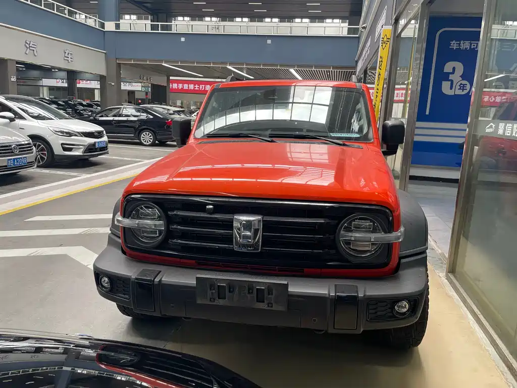 Tank 300 City 2.0 T Very