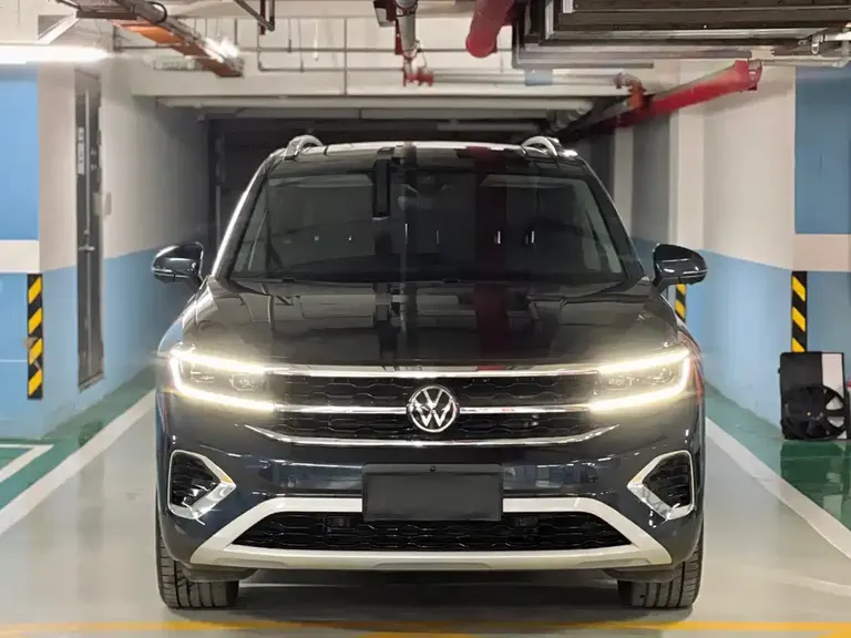 Volkswagen Talagon 380 TSI 4 WD Flagship Victory Realm