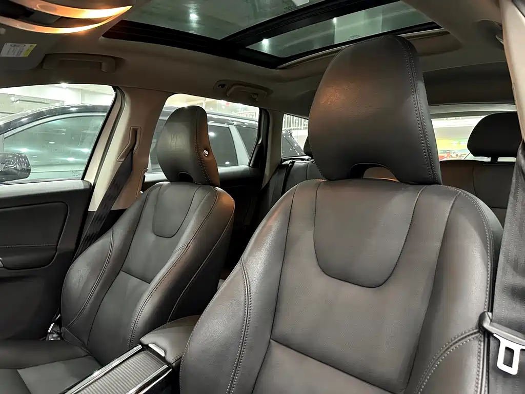 Volvo XC60 T5 Smart Travel Upgraded