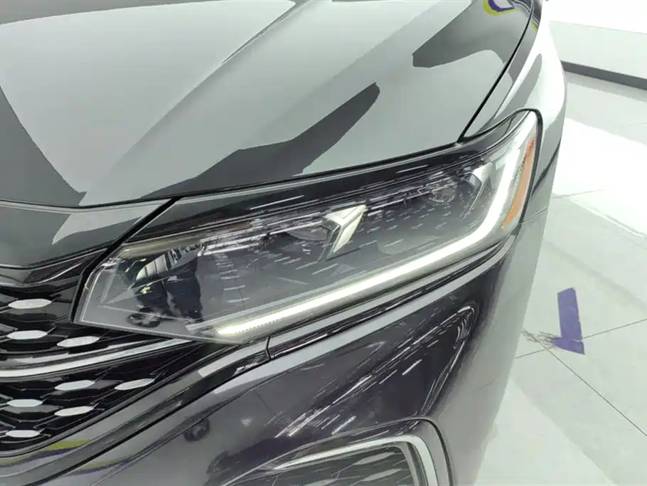 Passat Facelift 330 TSI Starry Sky Elite
