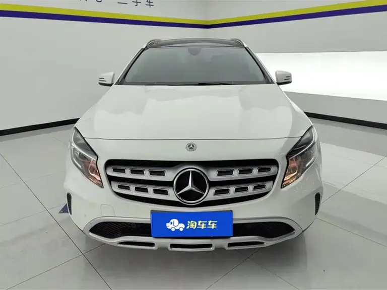 Mercedes-Benz GLA GLA 200 Dynamic