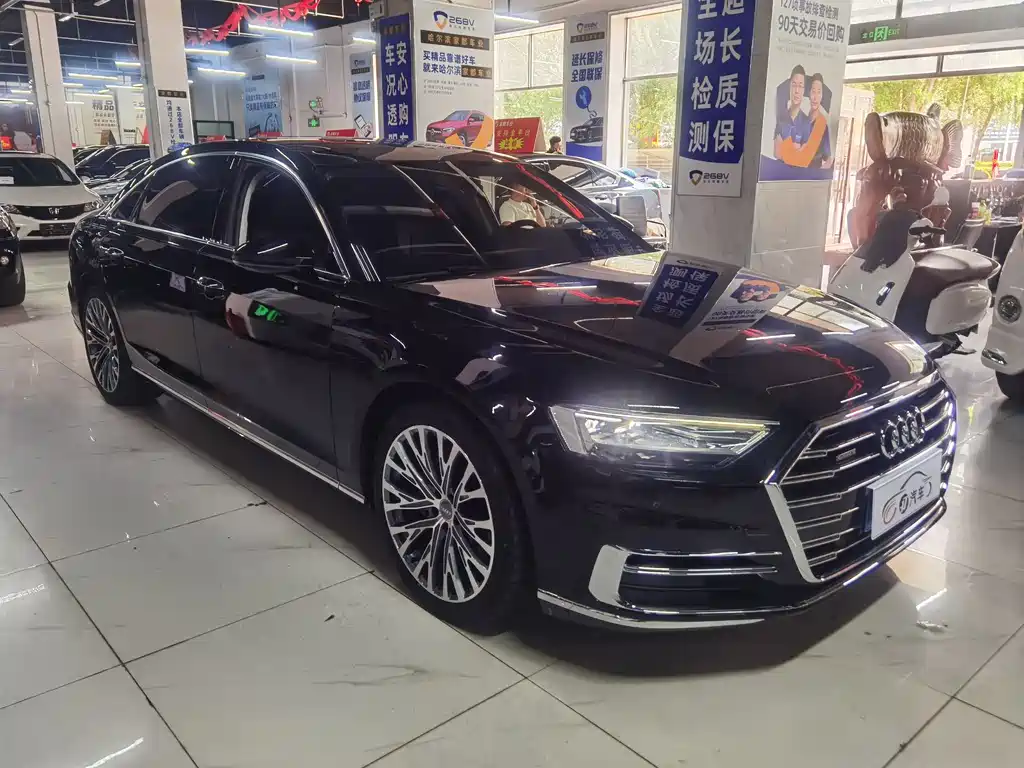 Audi A8 A8 L 50 TFSI quattro Comfort