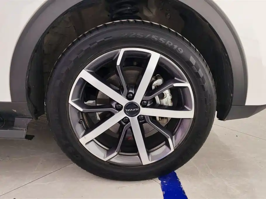 Haval F7 1.5 T 2 WD i