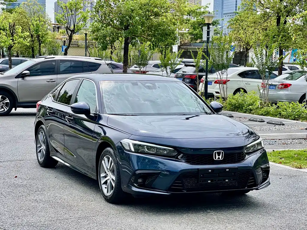 Civic 240 TURBO CVT Power Motion ·C VIP Guest Special Edition