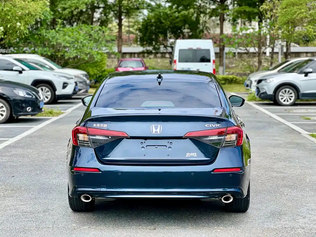 Civic 240 TURBO CVT Power Motion ·C VIP Guest Special Edition