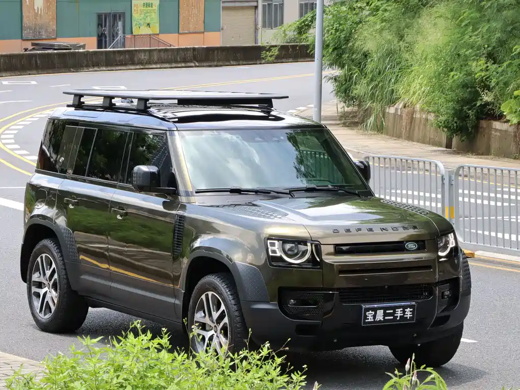 Land Rover Defender Facelift 110 3.0 T P400 Dark Special Edition