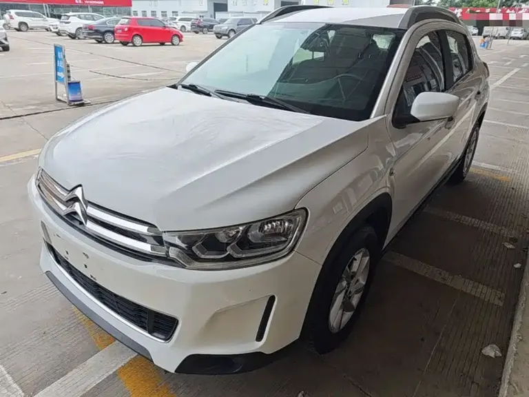 Citroën C3-XR 雪铁龙C3-XR 2017款 1.6 L 自动时尚型