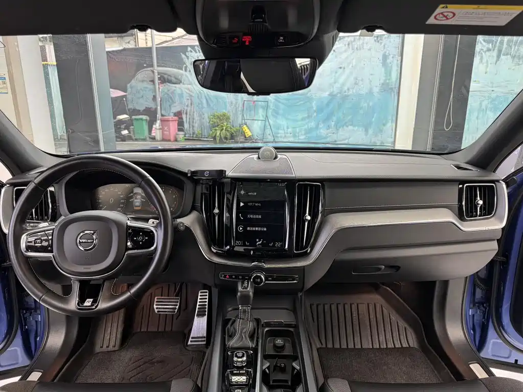 Volvo XC60 T5 4 WD Smart Vision Sport