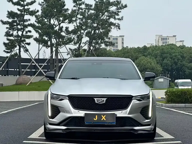 Cadillac CT4 28 T Luxury