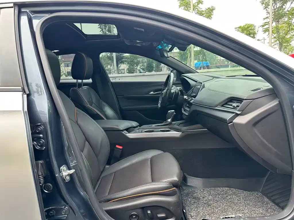 Cadillac CT4 28 T Luxury