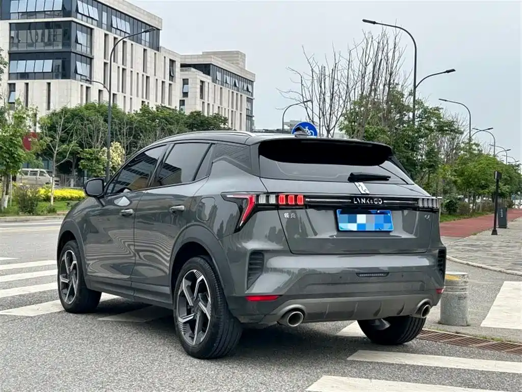 Lynk & Co 06 1.5 T Power Pro