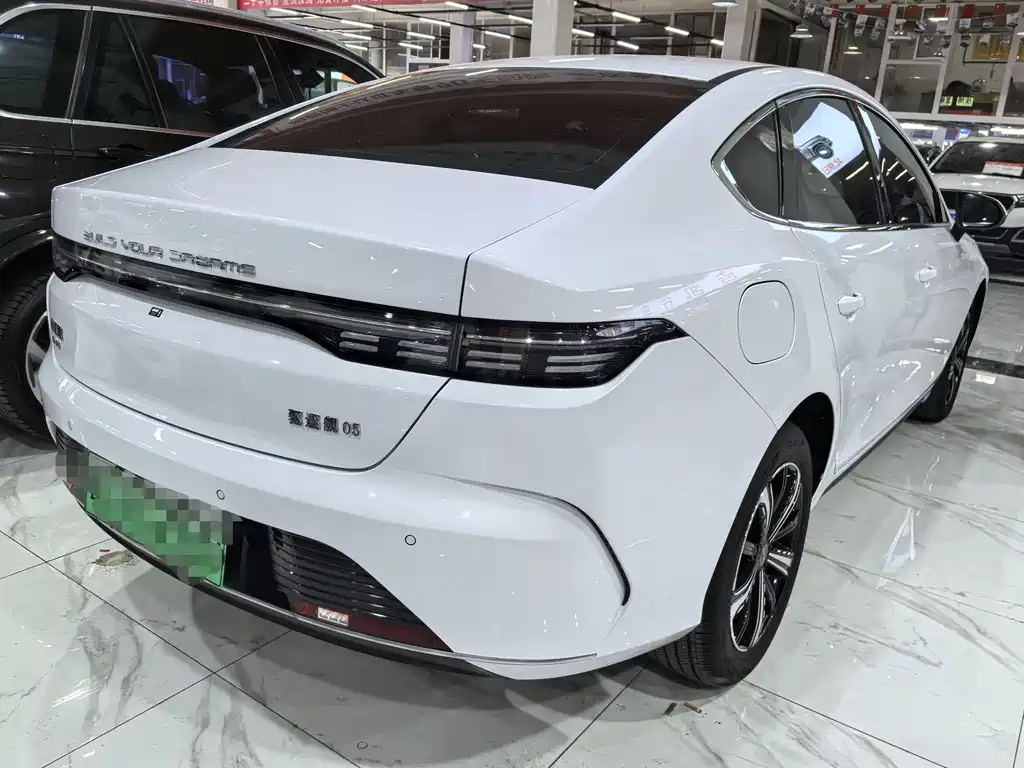 Destroyer 05 Glory DM-i 120 KM Luxury
