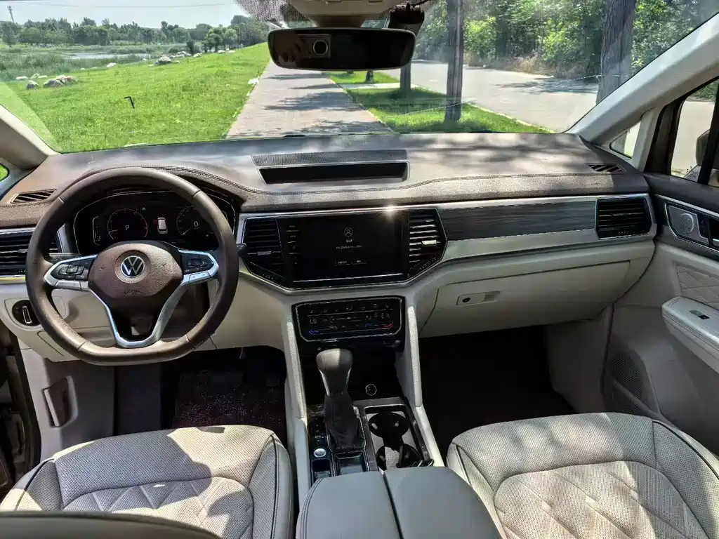Viloran 380 TSI Distinguished