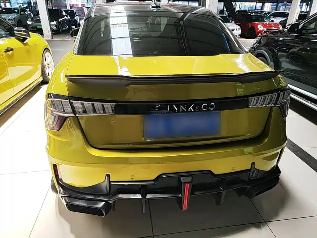 Lynk & Co 03 03+ 2.0 TD Auto Wind Control