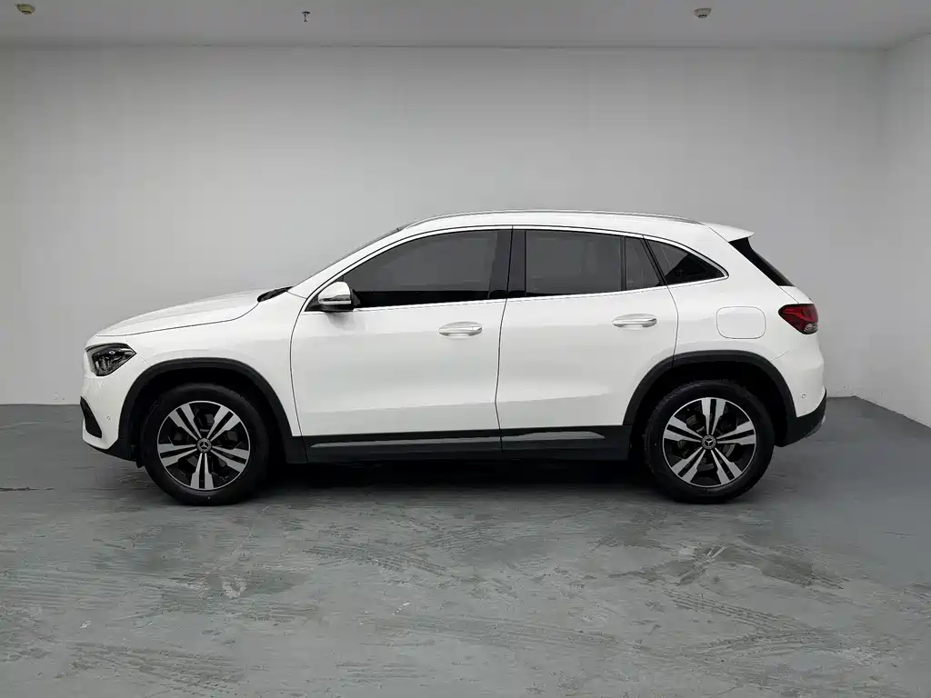 Mercedes-Benz GLA GLA 200