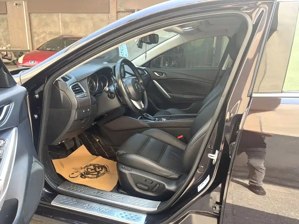 Atenza 2.5 L Blue Sky Sport