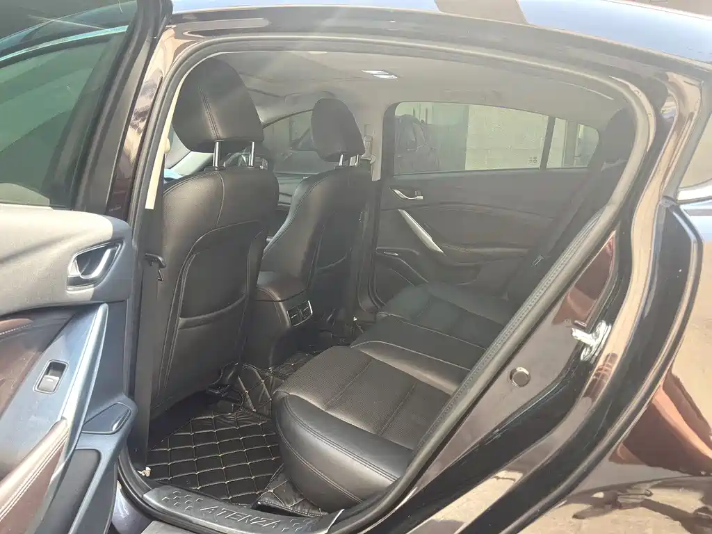 Atenza 2.5 L Blue Sky Sport