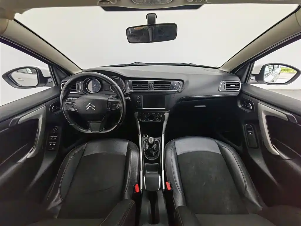 Citroën C3-XR 1.6 L Manual Pioneer