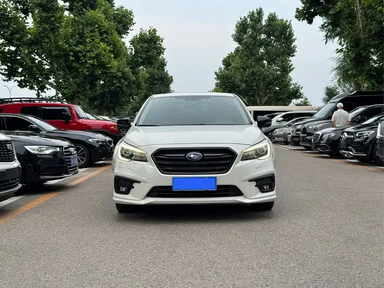 Subaru Legacy Facelift 2.5 i Glory Limited EyeSight