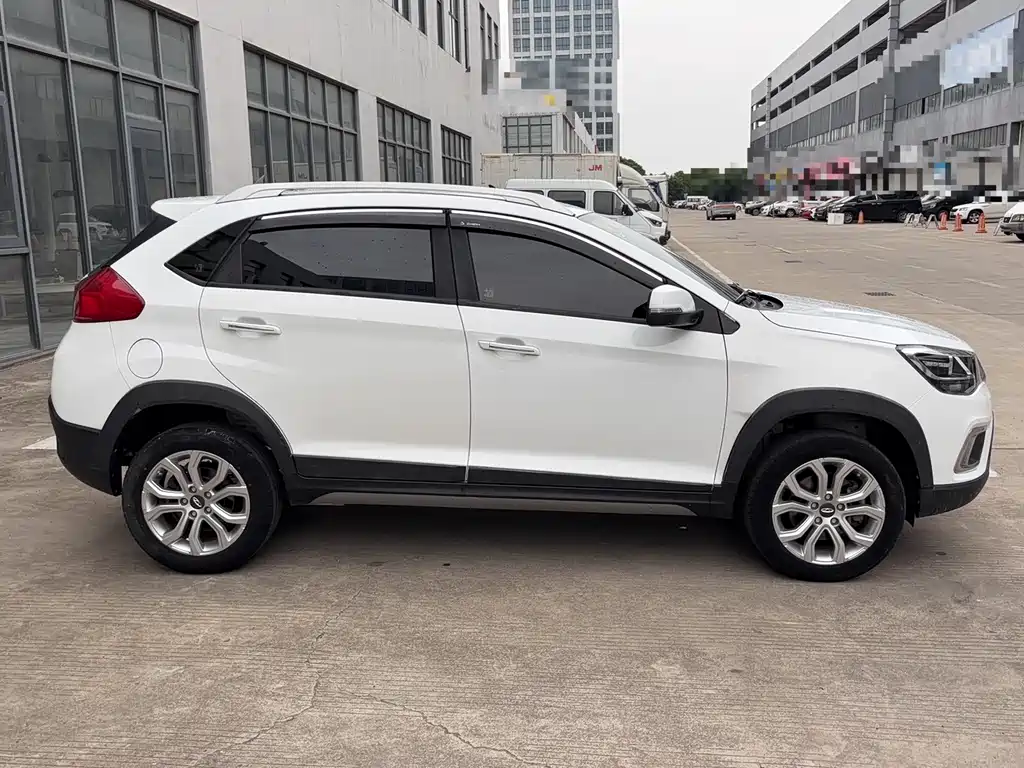 Tiggo 3 x Quality Enjoyment 1.5 L CVT Luxury