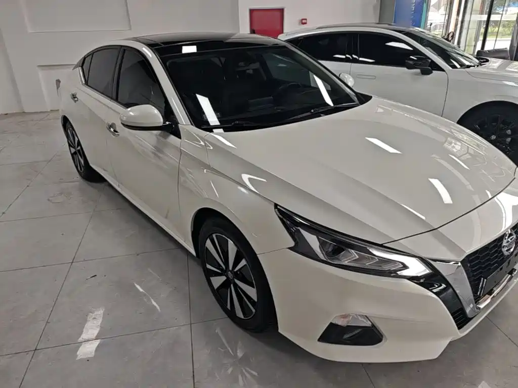 Teana 2.0 L XL Comfort