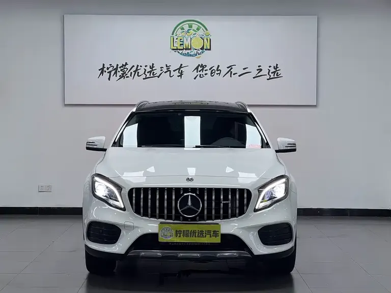 Mercedes-Benz GLA GLA 200 Fashion