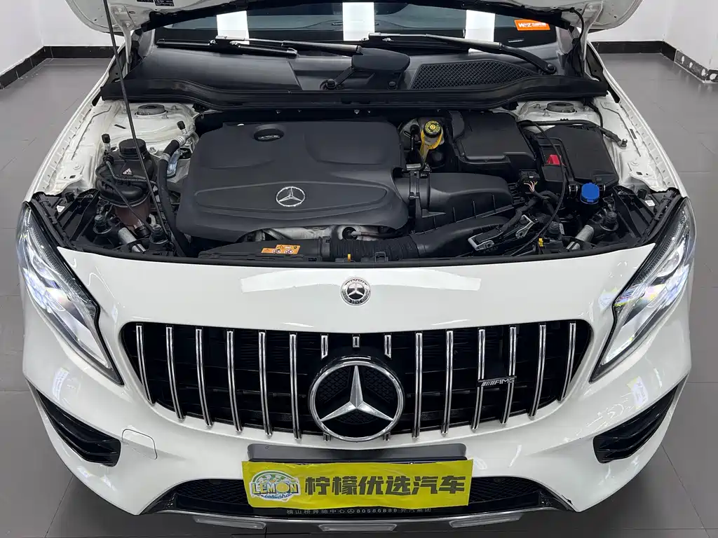 Mercedes-Benz GLA GLA 200 Fashion