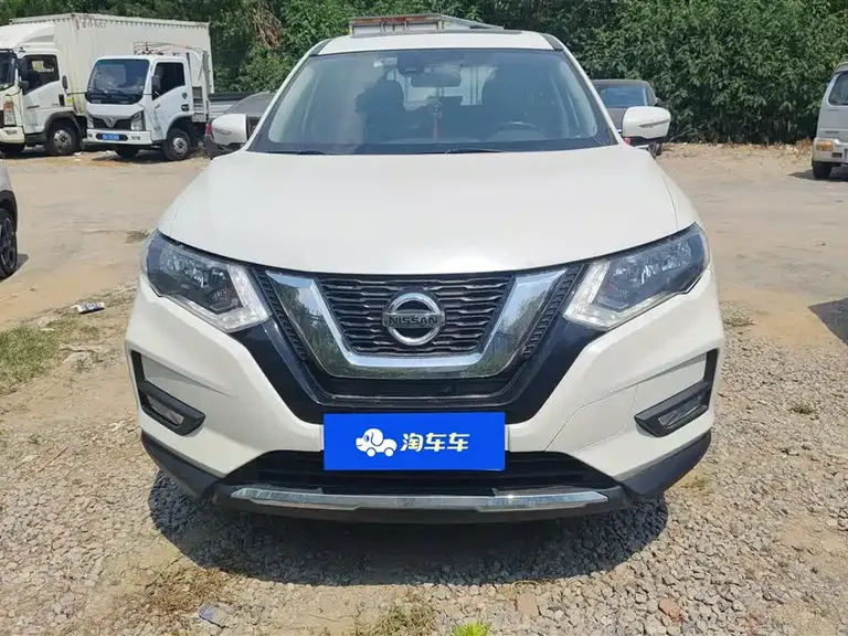 Nissan X-Trail 2.0 L CVT 2 WD XL ITS Comfort Commemorative
