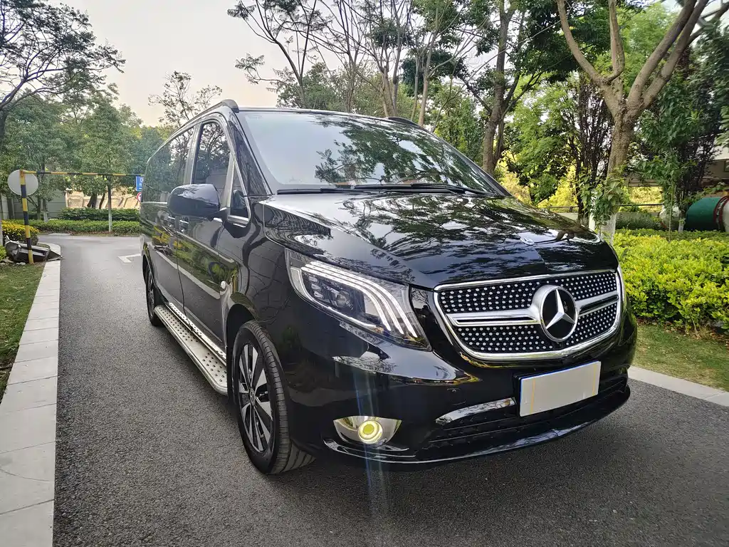 Vito 2.0 T Business 7-seat
