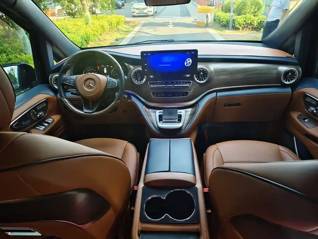 Vito 2.0 T Business 7-seat