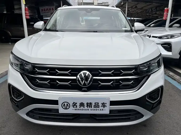Volkswagen Tayron 330 TSI 2 WD Luxury Plus Advanced