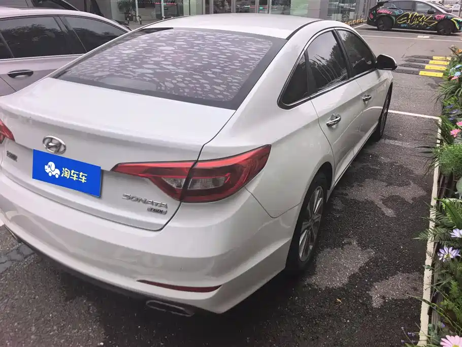 Sonata 1.6 T GLX Leading